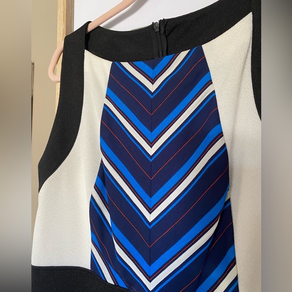 Professional summer fun dress - Picture 4 of 4